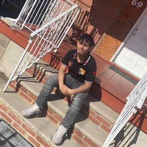 Meet your Posher, Dax